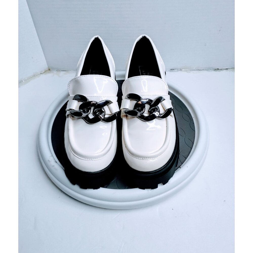 Womens Patent Leather Chunky Loafers With Chain Detail & Lug Sole  Size 6.5